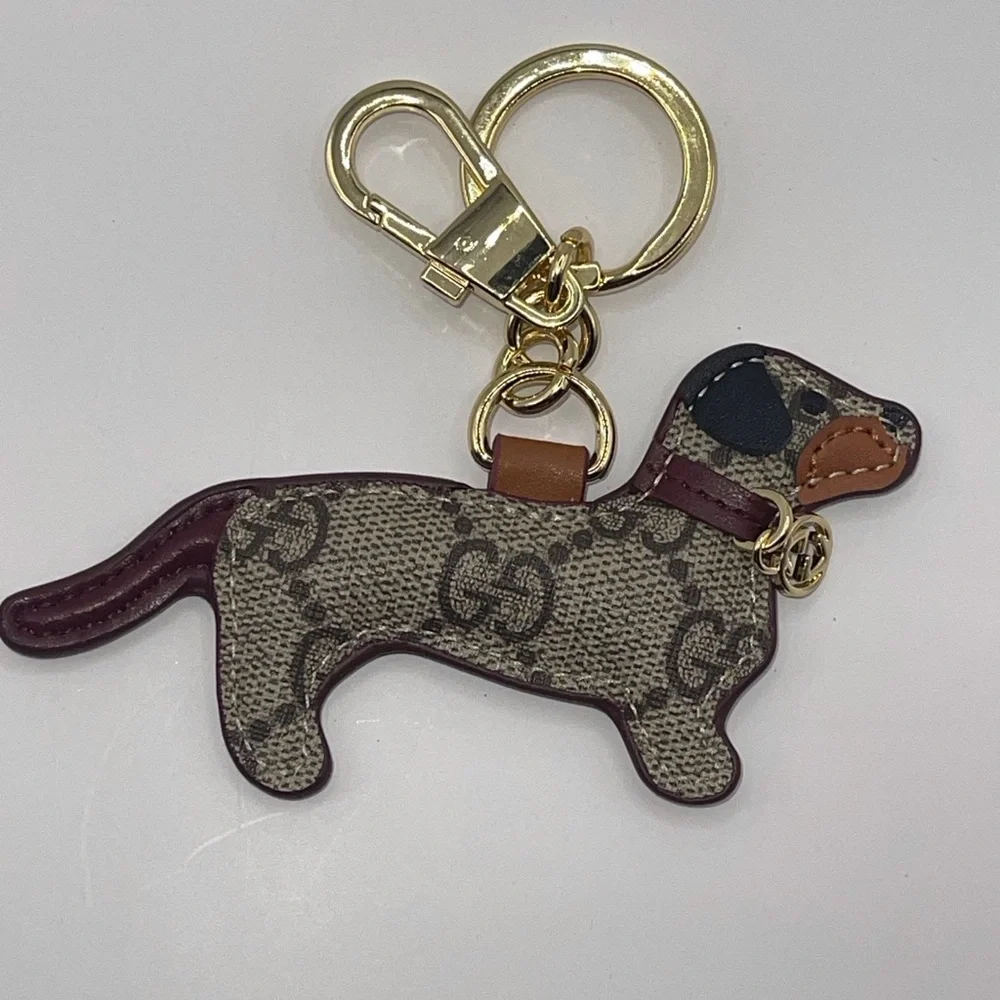 Gucci Dog Bag Charm - Picture 2 of 9